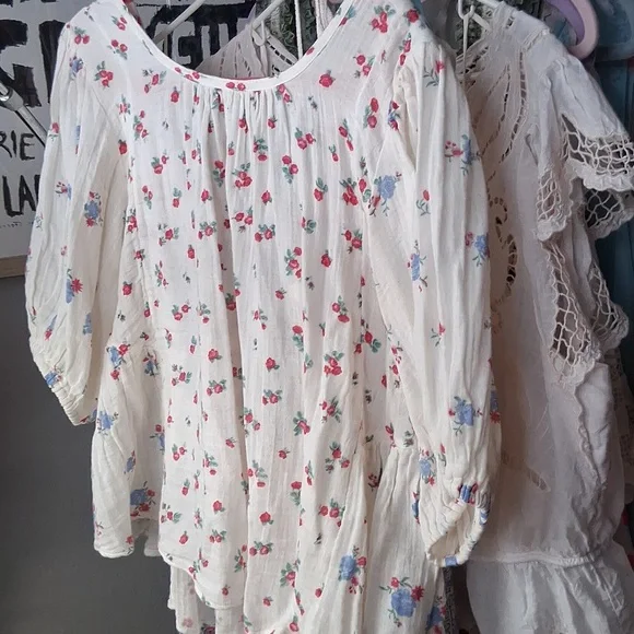 Free People Floral Print Blouse with Puff Sleeves XL - Picture 3 of 6